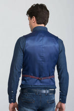 Load image into Gallery viewer, Gilet quadro scozzese rosso
