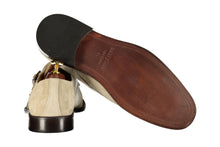 Load image into Gallery viewer, Scarpa doppia fibbia scamosciata taupe
