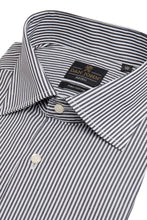 Load image into Gallery viewer, Camicia a righe nera slim
