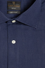 Load image into Gallery viewer, Camicia operata puntinata slim
