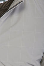 Load image into Gallery viewer, Barracuda overcheck beige
