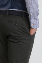 Load image into Gallery viewer, Pantalone gabardina verde
